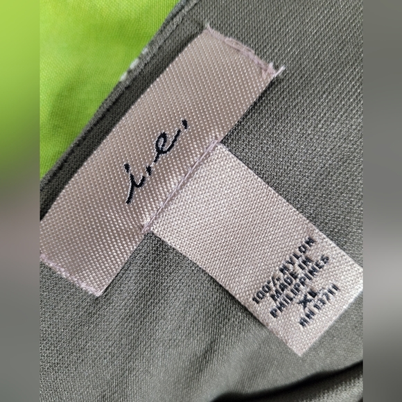 NWT i.e. blouse - Picture 6 of 6